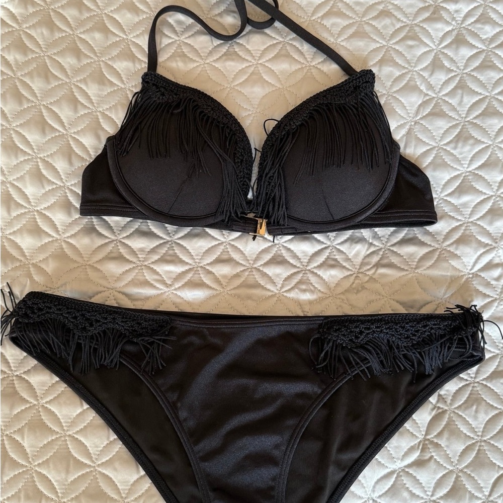 ISO VS BIKINI CROCHET FRINGE HOTTIE HALTER
